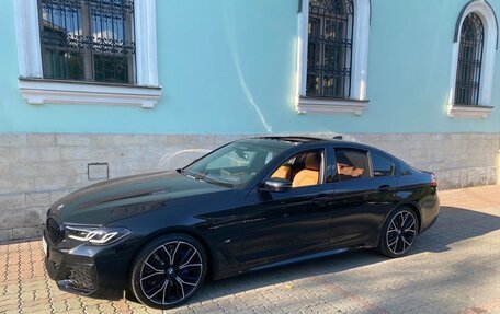 BMW 5 серия, 2021 год, 6 000 000 рублей, 3 фотография