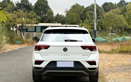 Volkswagen T-Roc I, 2022 год, 1 570 000 рублей, 8 фотография