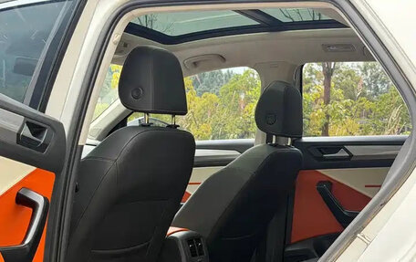 Volkswagen T-Roc I, 2022 год, 1 570 000 рублей, 9 фотография