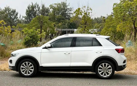 Volkswagen T-Roc I, 2022 год, 1 570 000 рублей, 15 фотография