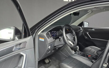 Volkswagen Tiguan II, 2021 год, 2 800 017 рублей, 12 фотография