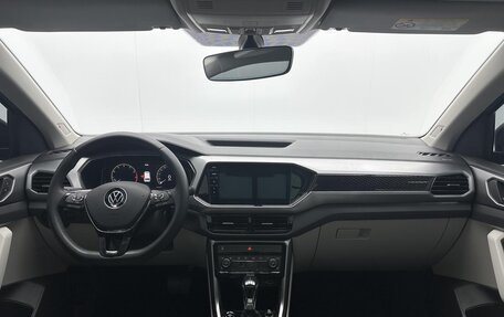 Volkswagen T-Cross I, 2023 год, 1 400 000 рублей, 11 фотография