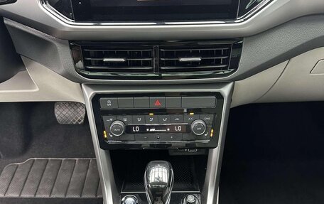 Volkswagen T-Cross I, 2023 год, 1 400 000 рублей, 13 фотография