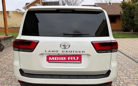 Toyota Land Cruiser, 2022 год, 11 250 000 рублей, 12 фотография
