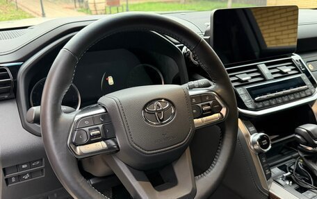 Toyota Land Cruiser, 2022 год, 11 250 000 рублей, 24 фотография