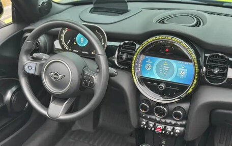 MINI Cabrio, 2023 год, 2 100 060 рублей, 11 фотография