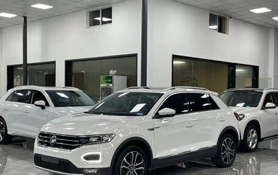 Volkswagen T-Roc I, 2023 год, 1 550 000 рублей, 1 фотография