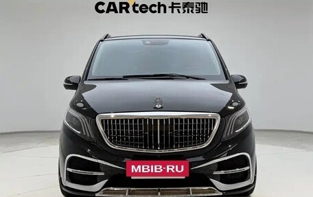Mercedes-Benz V-Класс, 2022 год, 5 500 700 рублей, 3 фотография