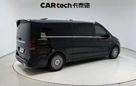 Mercedes-Benz V-Класс, 2022 год, 5 500 700 рублей, 9 фотография