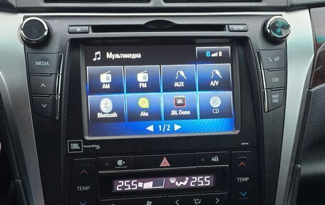 Toyota Camry, 2016 год, 2 390 000 рублей, 10 фотография