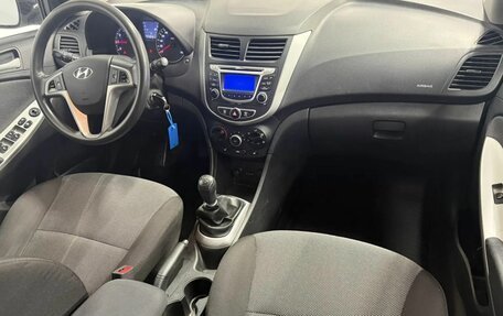 Hyundai Solaris II рестайлинг, 2014 год, 630 000 рублей, 16 фотография