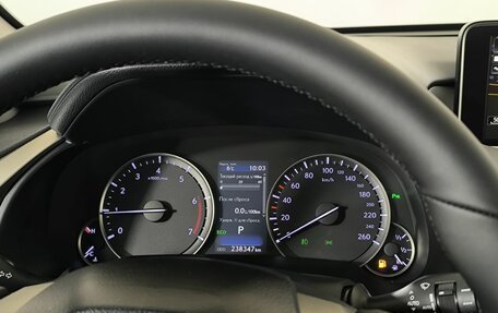 Lexus RX IV рестайлинг, 2018 год, 3 300 000 рублей, 7 фотография