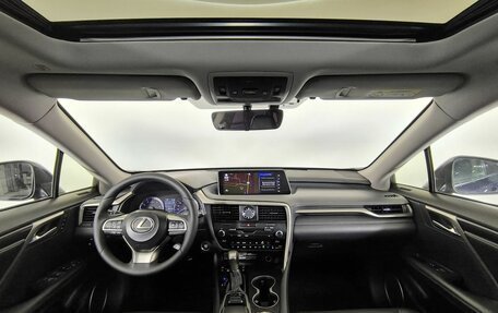 Lexus RX IV рестайлинг, 2018 год, 3 300 000 рублей, 10 фотография