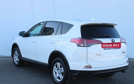 Toyota RAV4, 2018 год, 1 770 000 рублей, 5 фотография