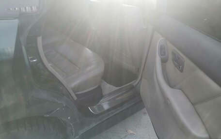 Subaru Outback III рестайлинг, 2001 год, 350 000 рублей, 17 фотография