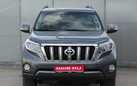Toyota Land Cruiser Prado 150 рестайлинг, 2015 год, 3 800 000 рублей, 7 фотография