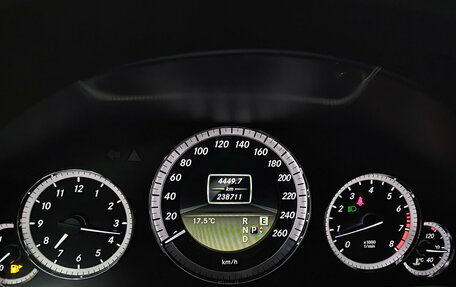 Mercedes-Benz E-Класс, 2012 год, 1 620 000 рублей, 13 фотография
