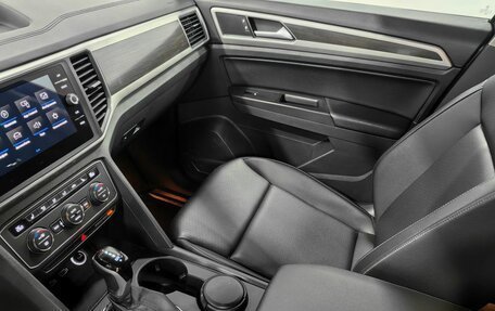 Volkswagen Teramont I, 2018 год, 3 100 000 рублей, 13 фотография