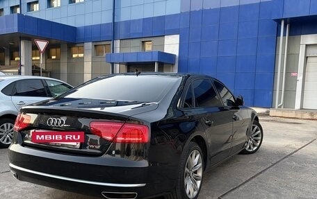Audi A8, 2011 год, 1 900 000 рублей, 4 фотография