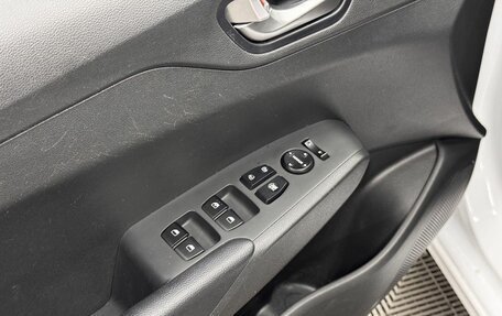 Hyundai Solaris II рестайлинг, 2021 год, 1 379 000 рублей, 15 фотография