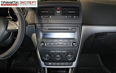 Skoda Yeti I рестайлинг, 2014 год, 1 167 000 рублей, 11 фотография
