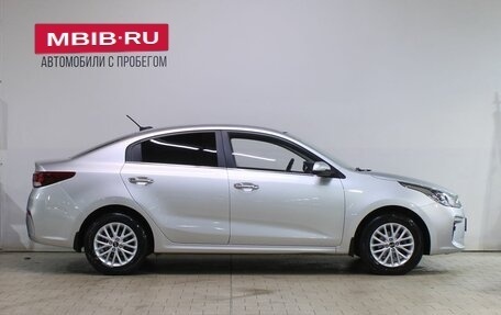 KIA Rio IV, 2018 год, 1 589 000 рублей, 8 фотография