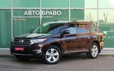 Toyota Highlander III, 2013 год, 2 900 000 рублей, 1 фотография