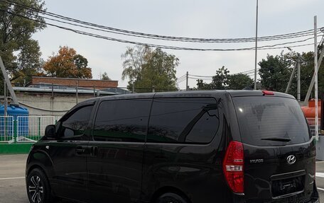 Hyundai H-1 II рестайлинг, 2018 год, 2 450 000 рублей, 5 фотография