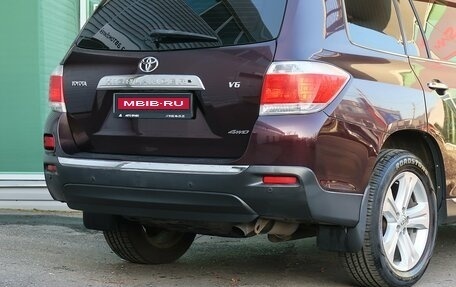 Toyota Highlander III, 2013 год, 2 900 000 рублей, 8 фотография