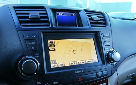 Toyota Highlander III, 2013 год, 2 900 000 рублей, 21 фотография
