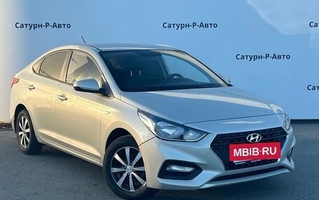 Hyundai Solaris II рестайлинг, 2018 год, 1 250 000 рублей, 3 фотография