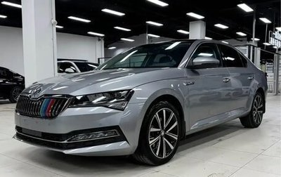 Skoda Superb III рестайлинг, 2023 год, 2 510 000 рублей, 1 фотография