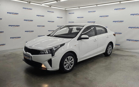 KIA Rio IV, 2021 год, 1 670 000 рублей, 1 фотография