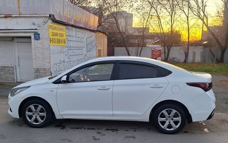 Hyundai Solaris II рестайлинг, 2017 год, 739 000 рублей, 6 фотография
