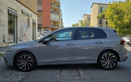 Volkswagen Golf VIII, 2023 год, 2 950 000 рублей, 3 фотография