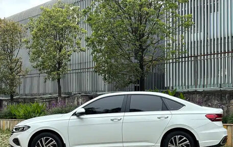 Volkswagen Lavida, 2023 год, 1 389 000 рублей, 5 фотография