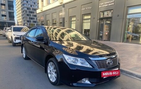 Toyota Camry, 2012 год, 1 950 000 рублей, 6 фотография