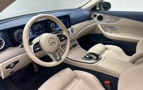 Mercedes-Benz E-Класс, 2018 год, 3 698 000 рублей, 7 фотография