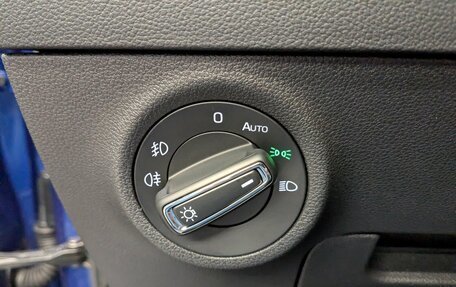 Skoda Karoq I, 2020 год, 2 350 000 рублей, 9 фотография