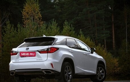 Lexus RX IV рестайлинг, 2016 год, 3 820 000 рублей, 7 фотография