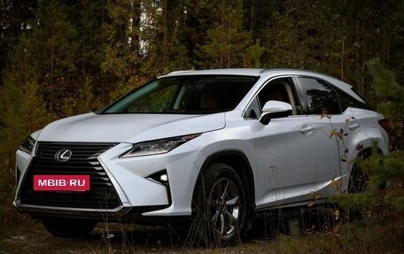Lexus RX IV рестайлинг, 2016 год, 3 820 000 рублей, 9 фотография