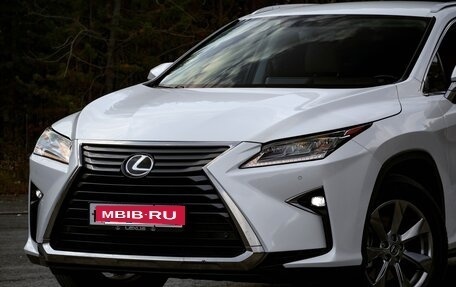 Lexus RX IV рестайлинг, 2016 год, 3 820 000 рублей, 17 фотография