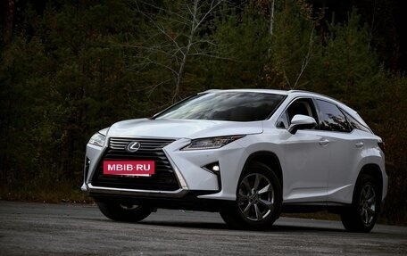 Lexus RX IV рестайлинг, 2016 год, 3 820 000 рублей, 16 фотография