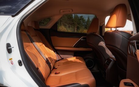 Lexus RX IV рестайлинг, 2016 год, 3 820 000 рублей, 37 фотография