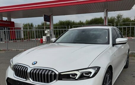 BMW 3 серия, 2023 год, 3 300 000 рублей, 1 фотография