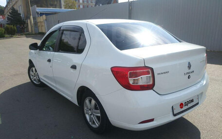 Renault Logan II, 2018 год, 550 000 рублей, 4 фотография