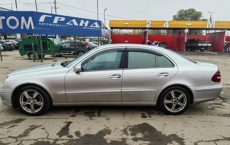 Mercedes-Benz E-Класс, 2005 год, 600 000 рублей, 3 фотография