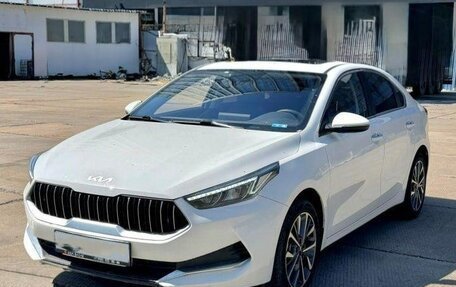 KIA K3, 2023 год, 1 700 000 рублей, 2 фотография
