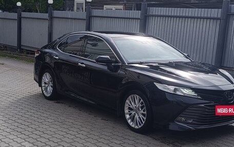 Toyota Camry, 2020 год, 2 950 000 рублей, 3 фотография