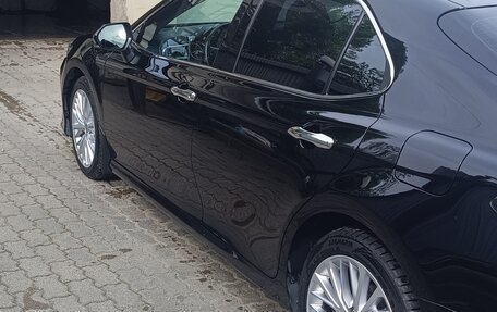 Toyota Camry, 2020 год, 2 950 000 рублей, 5 фотография